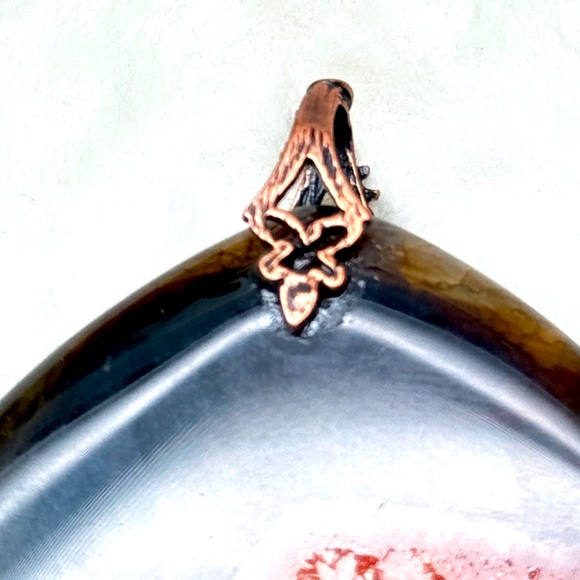 Unisex Agate Stone Pendant (Stone Statements) - Picture 6 of 9